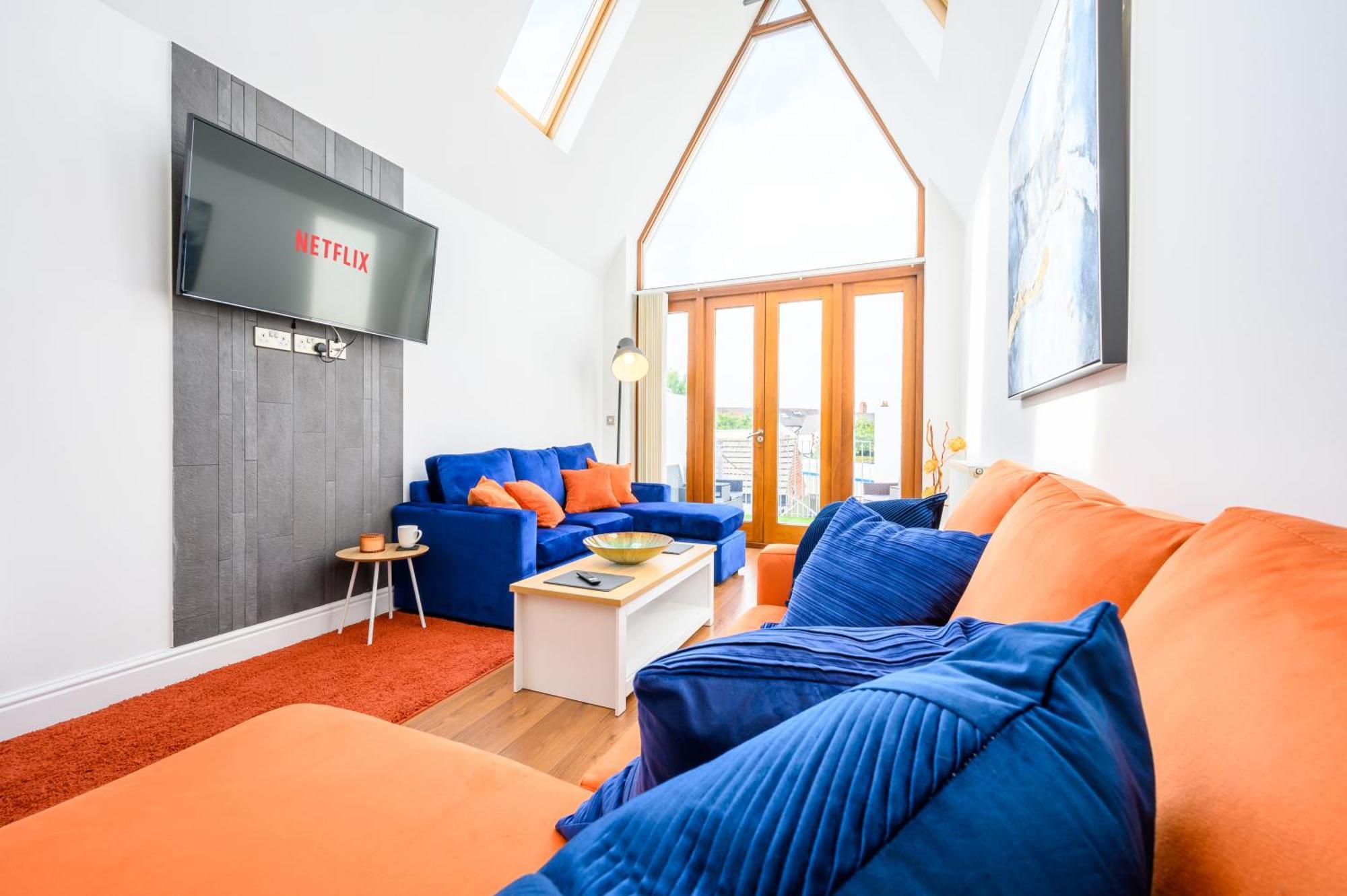 Llandaff Lofts - 2 Bed - Terrace - Wifi 카디프 외부 사진